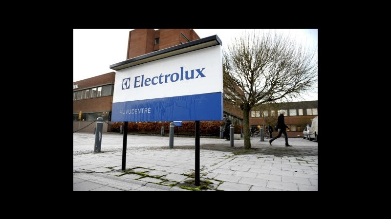 Electrolux taglia posti lavoro e costi per 770 mln dollari all’anno