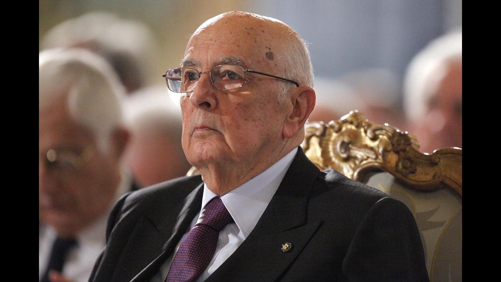 Napolitano: Bisogna smentire che in Italia servono raccomandazioni
