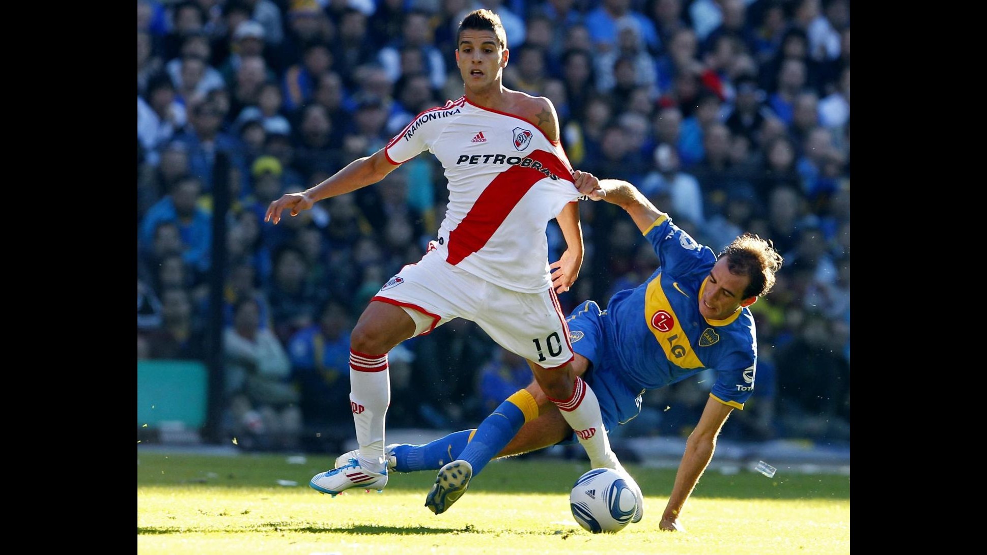 Calcio, River Plate: Passarella in Italia per cedere Lamela alla Roma