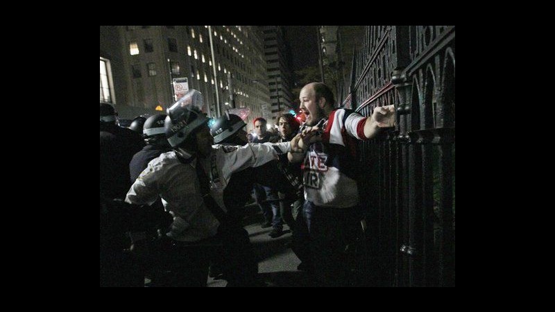 Occupy prova a ripartire dopo sgombero New York e sparatoria Berkeley