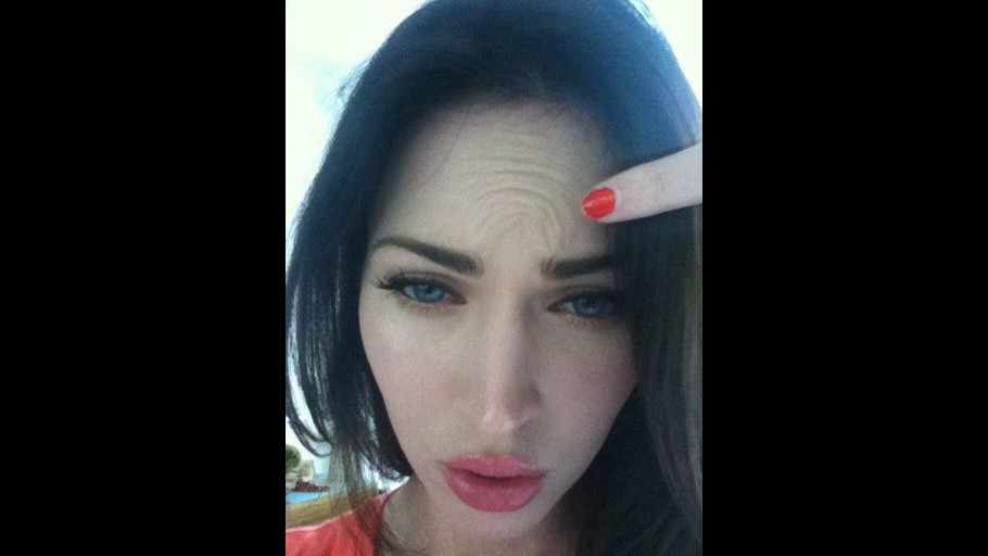 Megan Fox non usa il botox e lo dimostra fotografando le sue smorfie