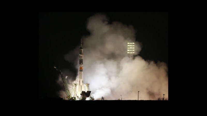 Navetta russa Soyuz lanciata con successo dalla steppa