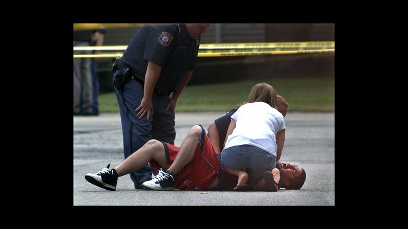 Michigan, uccide 7 persone e prende ostaggi, poi si suicida