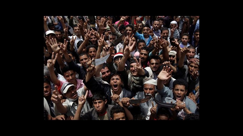 Yemen, capo tribù unito a proteste: Esercito non attacchi manifestanti