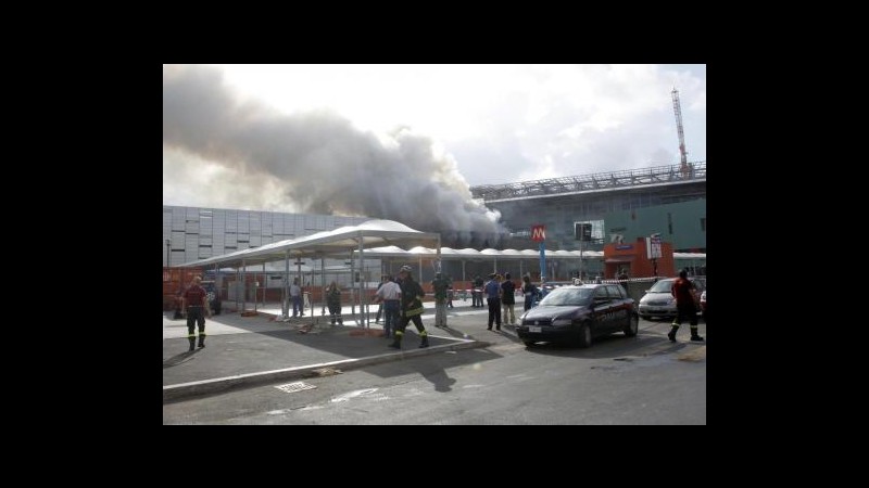 Incendio Tiburtina, Alemanno alla stazione per verificare situazione