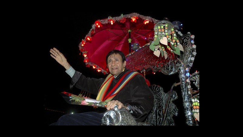 Addio alla star di Bollywood Dev Anand, aveva 88 anni