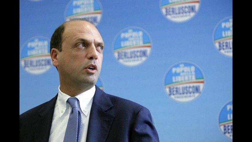 Manovra, Alfano: Provvedimento Consiglio ministri non è Vangelo