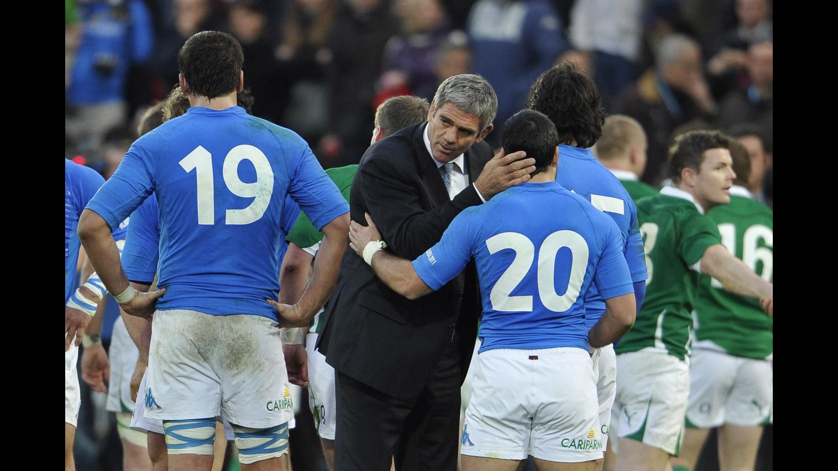 Rugby, i trenta azzurri convocati da Mallett per i Mondiali