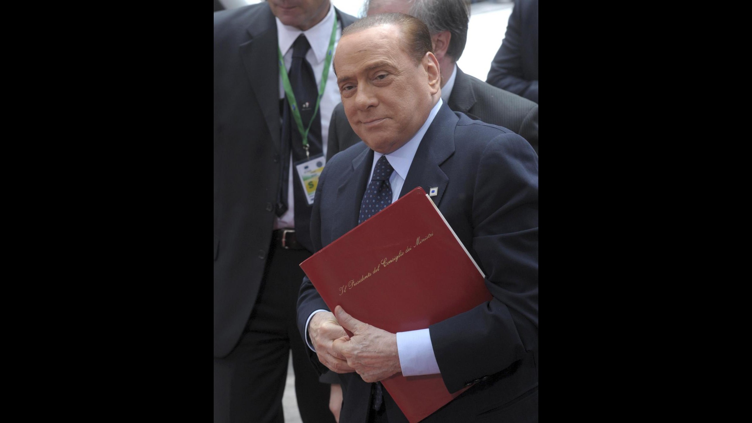 Berlusconi: Coalizione tiene, conti Italia ok, oggi Bossi si è operato