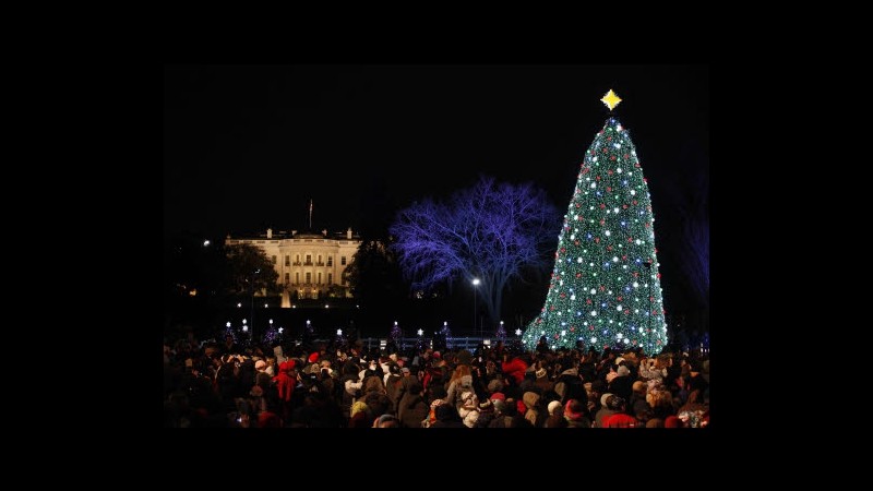 Usa, Black Eyed Peas aiuteranno Obama ad accendere luci albero Natale