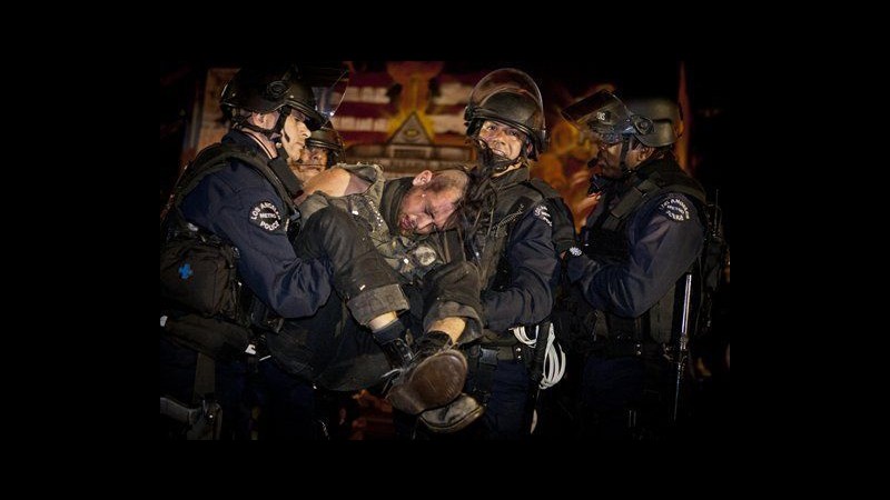 Occupy Wall Street, oltre 250 arresti a Los Angeles e Philadelphia
