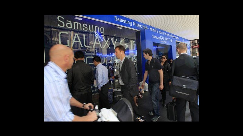 Samsung vince battaglia contro Apple in Australia: sì a vendita Galaxy