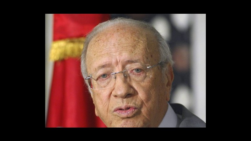 Tunisia, premier: Violenze sono opera di chi teme di perdere elezioni