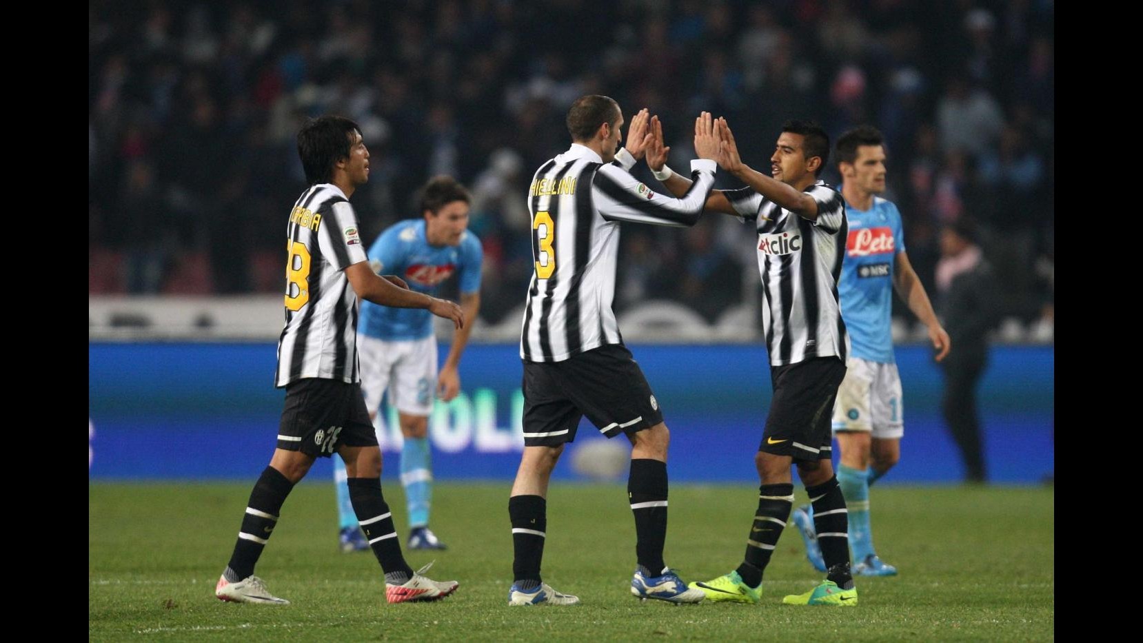 Juventus indomabile: a Napoli pareggio-show, è 3-3