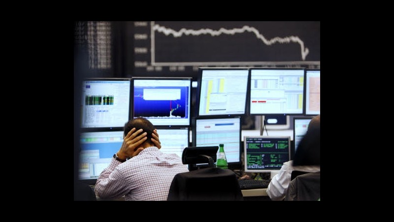 Borsa, nuovo lunedì nero: Manovra non ferma la speculazione
