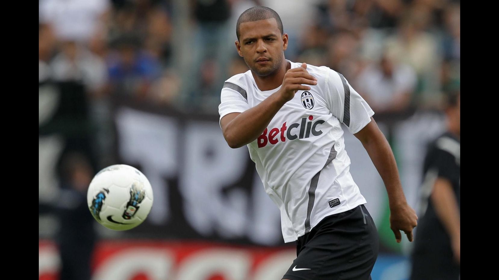 Calcio, Juve in tournè negli Usa senza Felipe Melo e Amauri