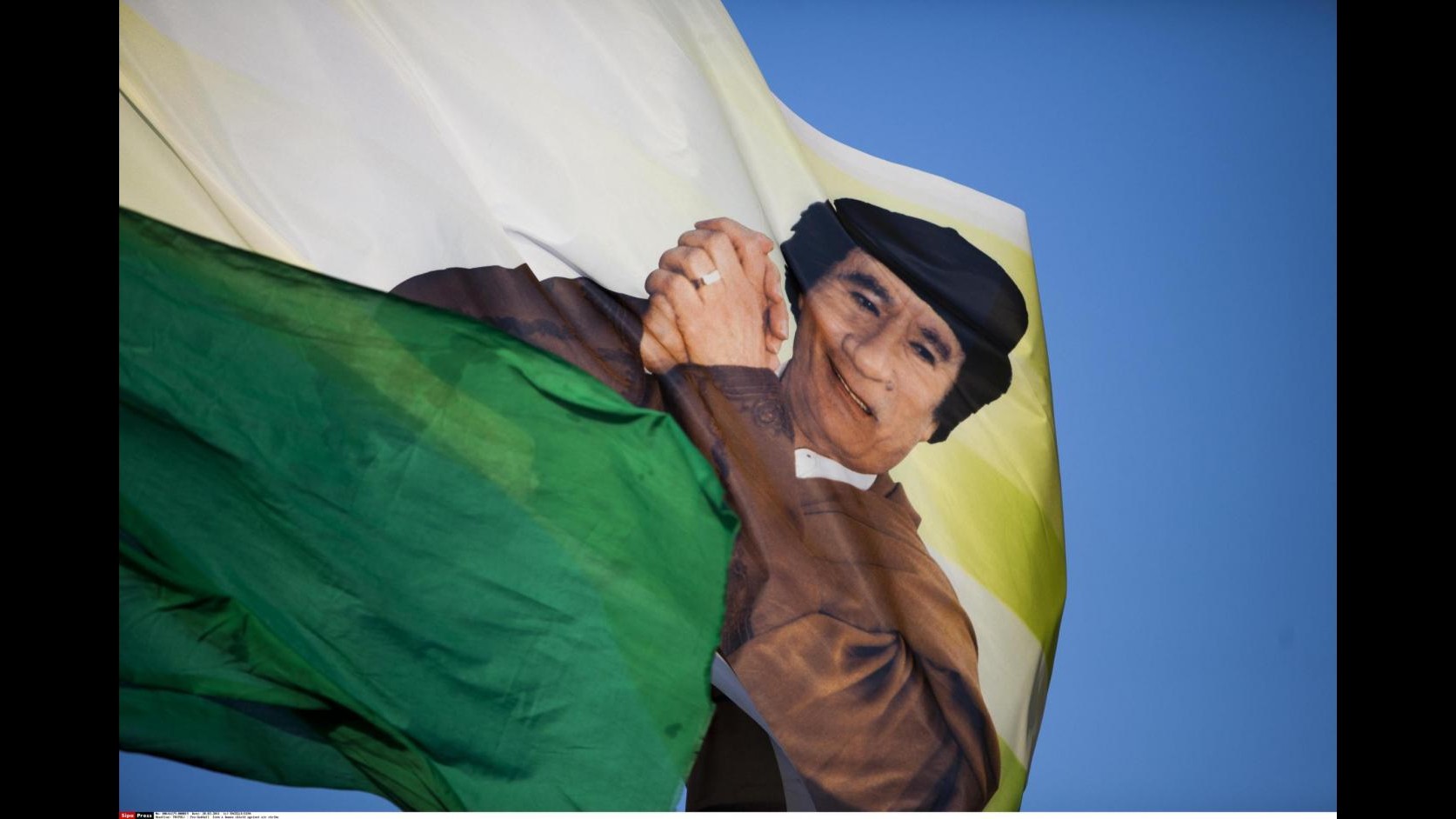 Libia, messaggio Gheddafi: Non ci arrenderemo mai, non tradiremo i martiri