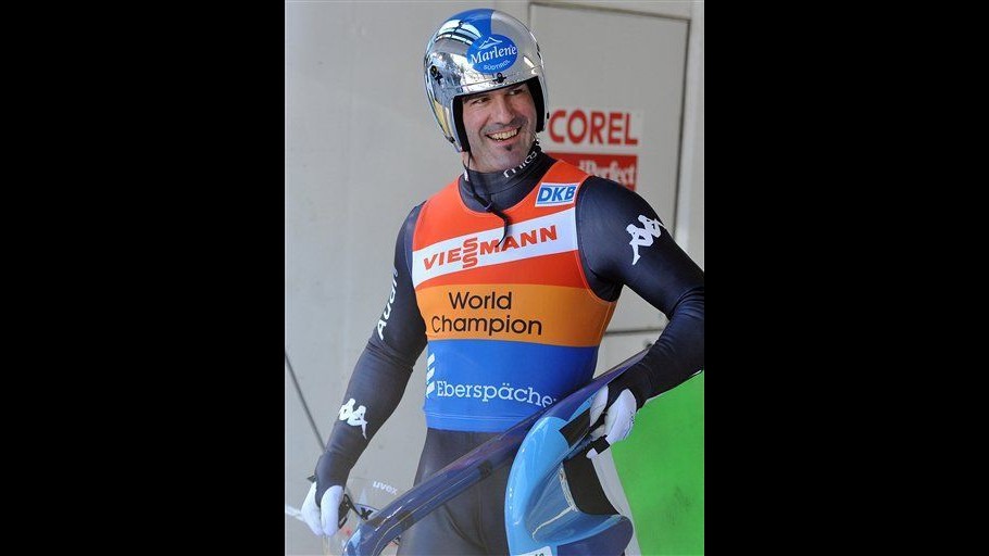 Slittino, Armin Zoeggler terzo ad Igls. Vince il tedesco Loch