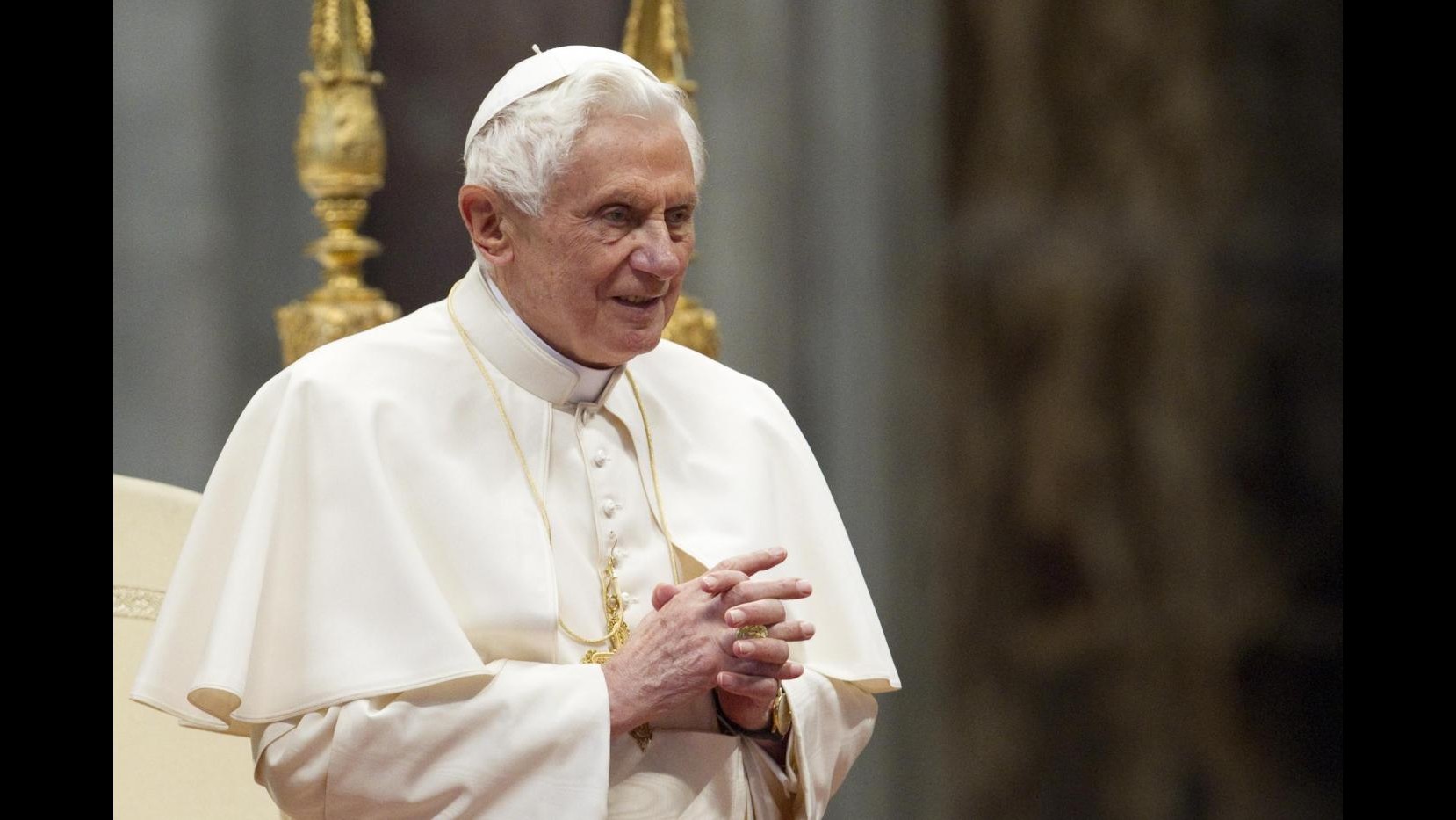 Papa: Società sia esigente contro abusi