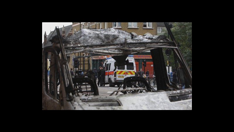Londra, oltre 160 arresti e 35 feriti in scontri fine settimana