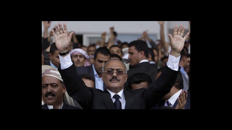 Presidente yemenita Saleh dimesso da ospedale, ma rimane a Riyad
