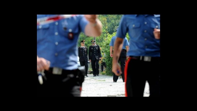 Torino, uccide moglie nella notte e si costituisce dai carabinieri