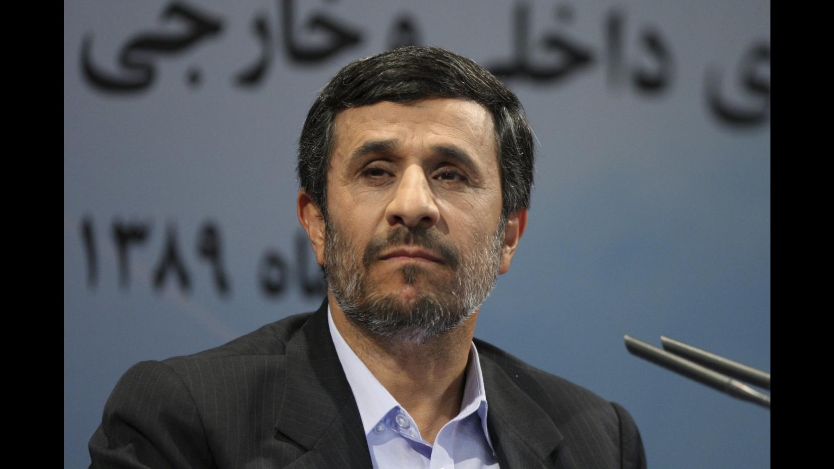 Iran, Ahmadinejad:Occidente provi che stiamo sviluppando armi atomiche