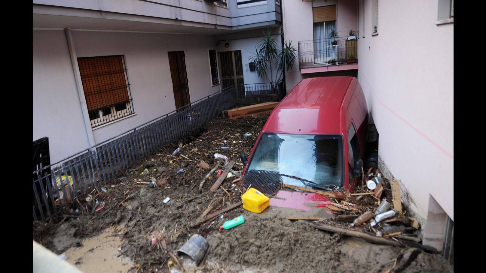 A Messina si cerca il terzo cadavere