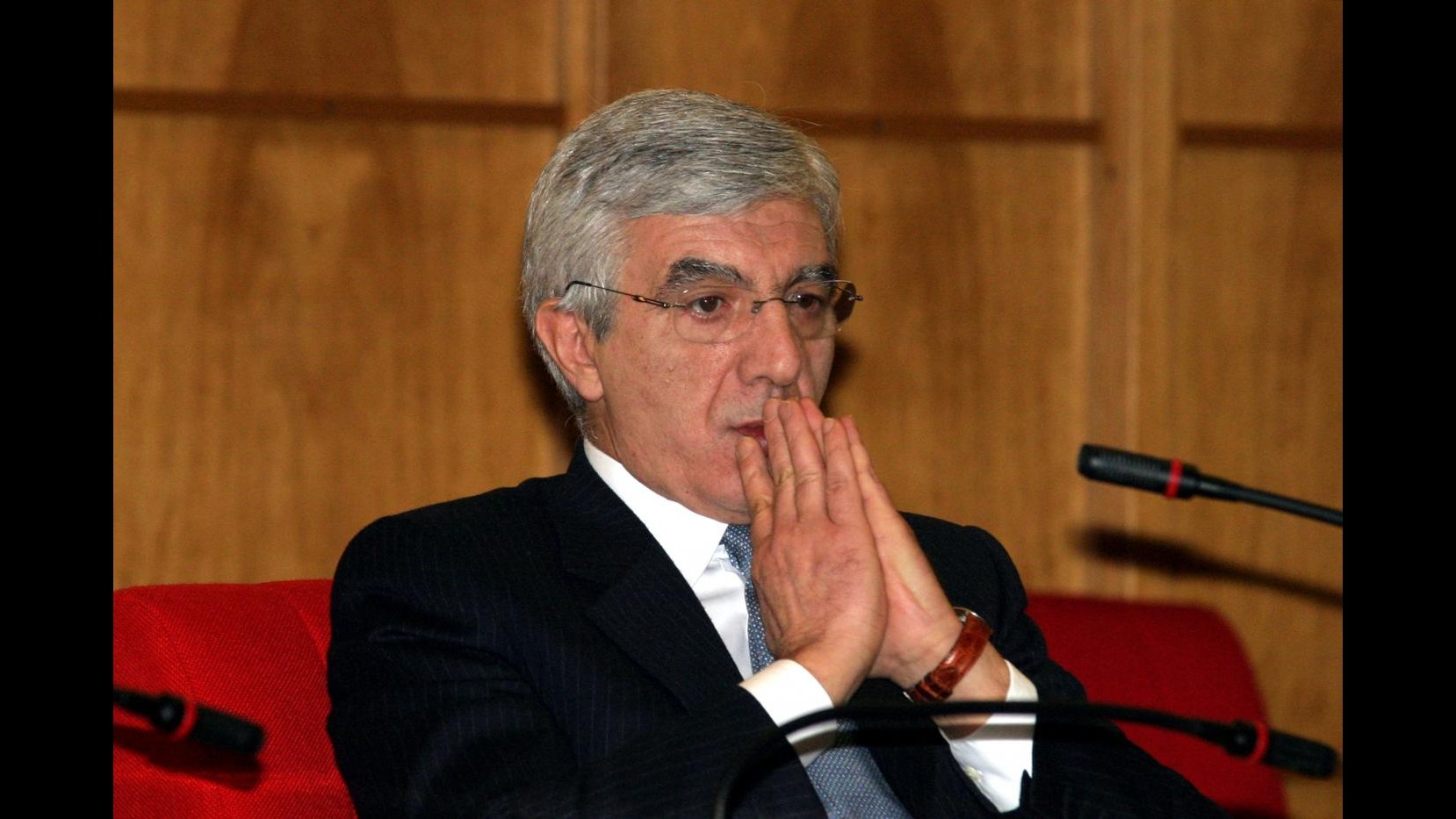 G8, assolti De Gennaro e Mortola