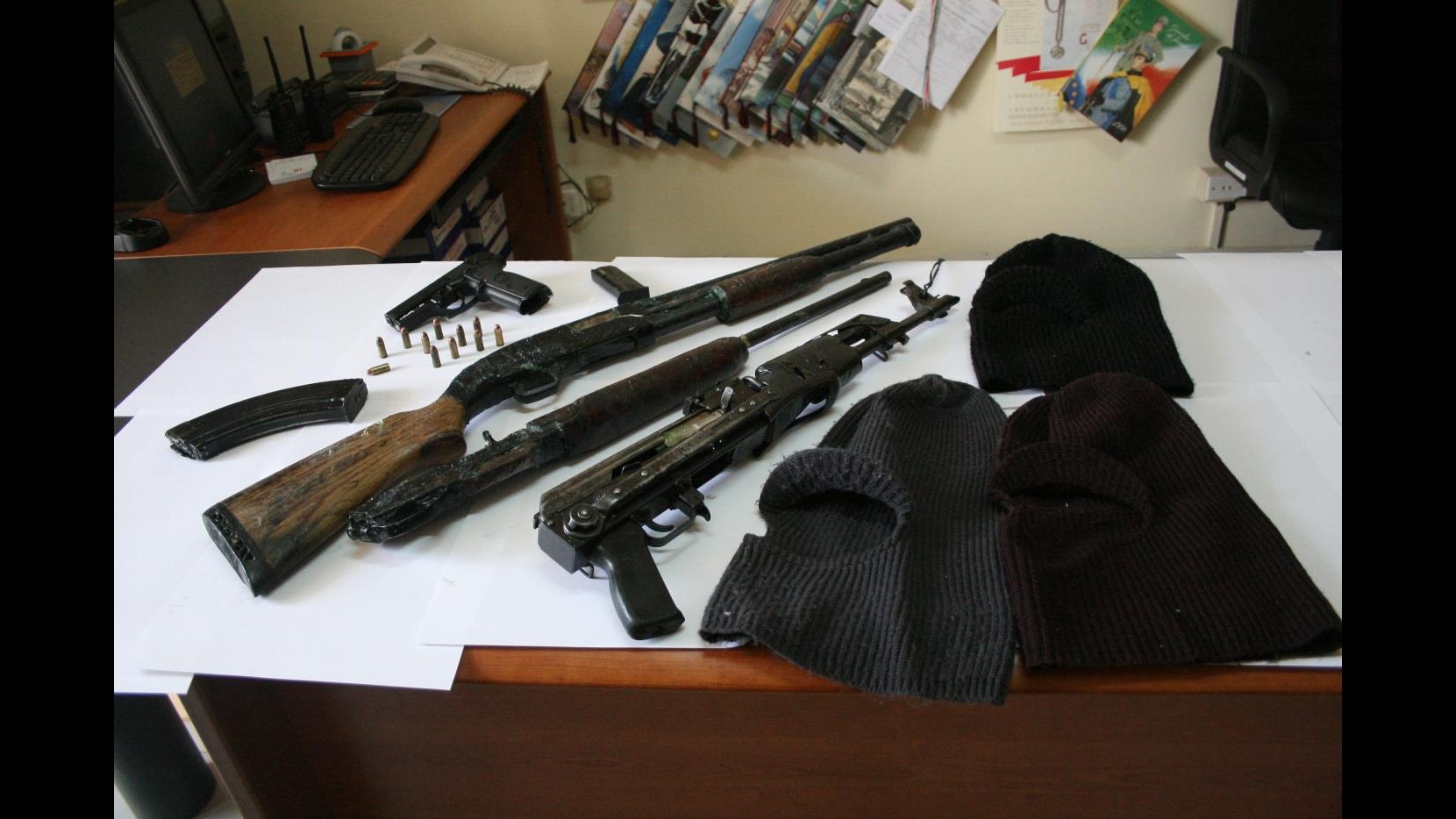 Roma, hanno arsenale in casa: 2 arresti