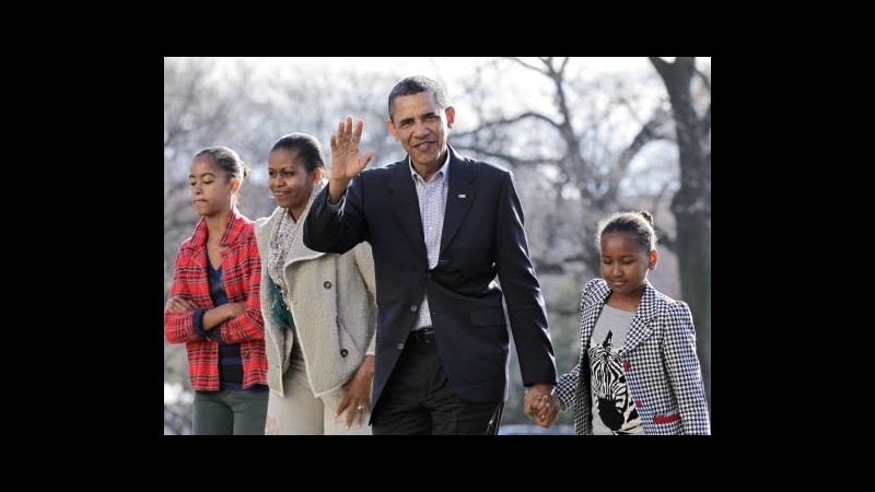 Usa, Obama: Proibisco alle mie figlie di iscriversi su Facebook