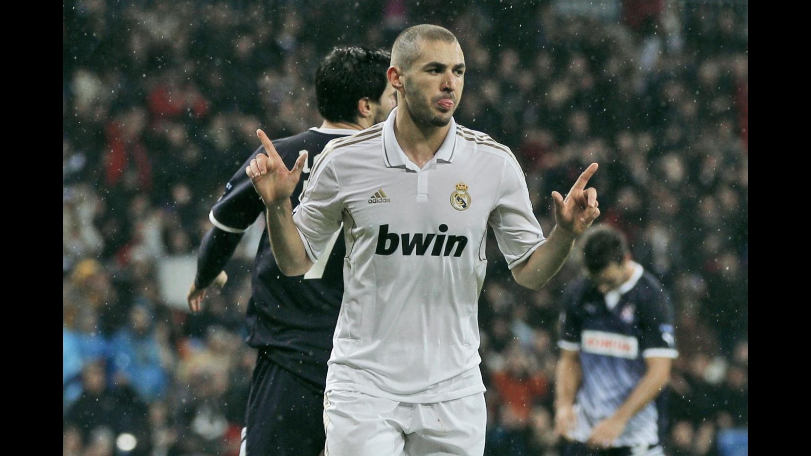 Benzema eletto giocatore francese dell’anno