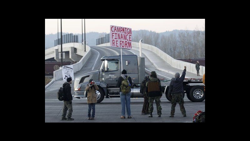 Occupy Wall Street, chiusi porti in vari Stati per proteste