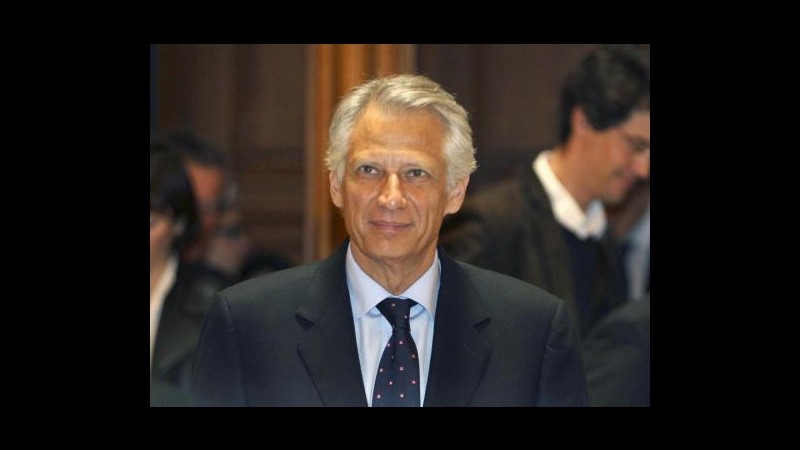 Francia, de Villepin annuncia candidatura a presidenziali 2012