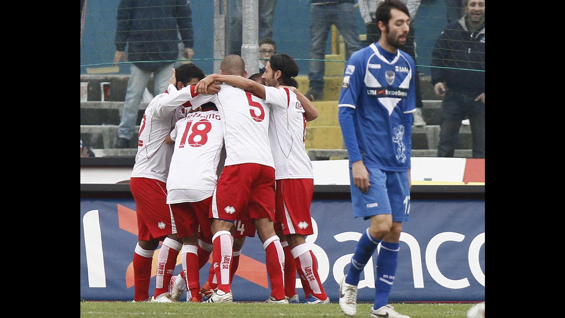 Serie B, il Bari espugna Brescia. Scienza al capolinea?