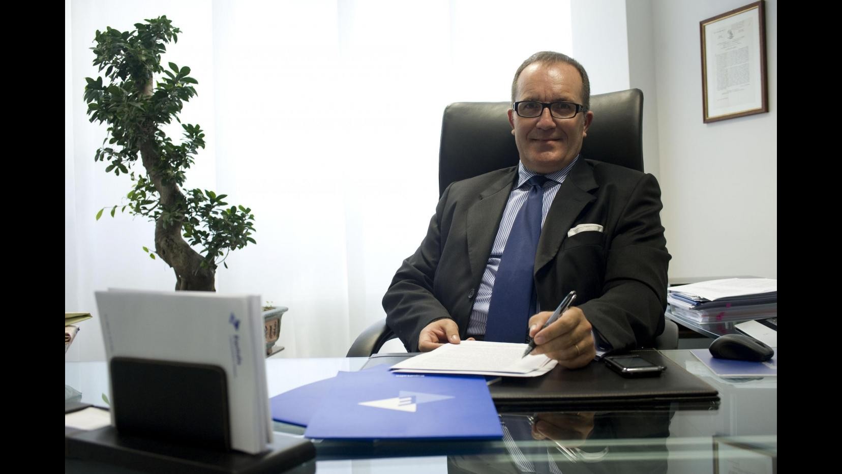 Pacco bomba a Equitalia: ferito direttore