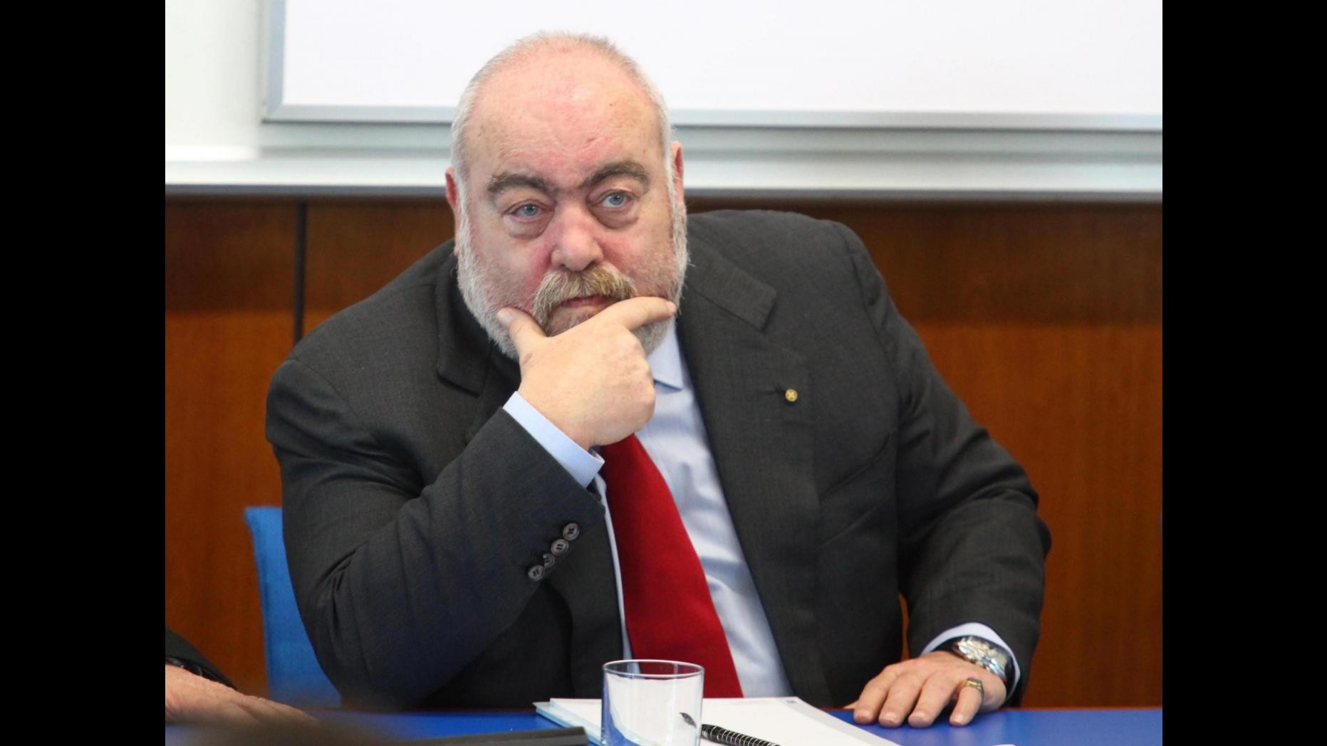 Nicoli formalmente ancora vicepresidente consiglio regionale Lombardia
