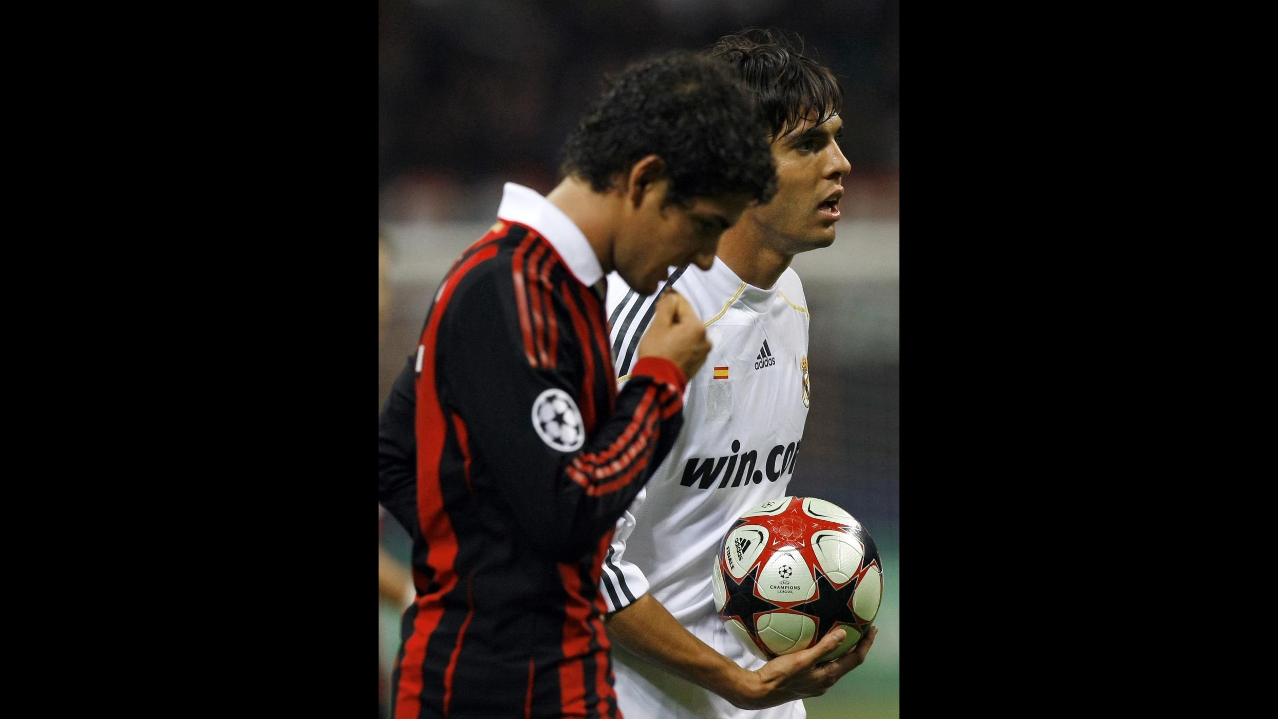 Stampa francese: assalto Psg a Pato e Kakà, pronti 61,5 milioni