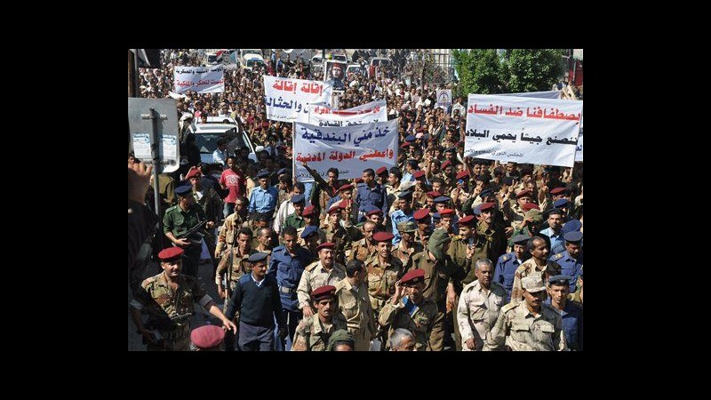 Yemen, manifestazioni a Sanaa e Taiz: Presidente Saleh a processo