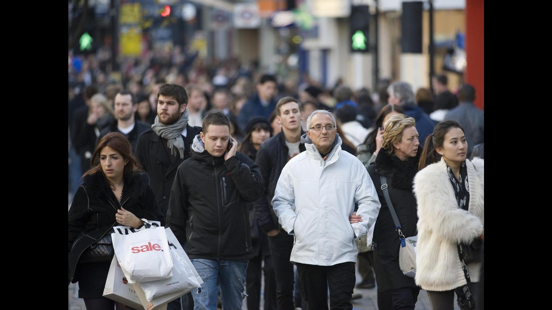 Istat: Nel 2065 i residenti in Italia saranno 61,3 milioni