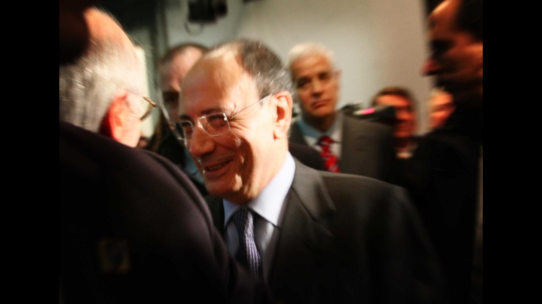 Schifani consegna 42mila euro a reparto oncologia pediatrica Umberto I