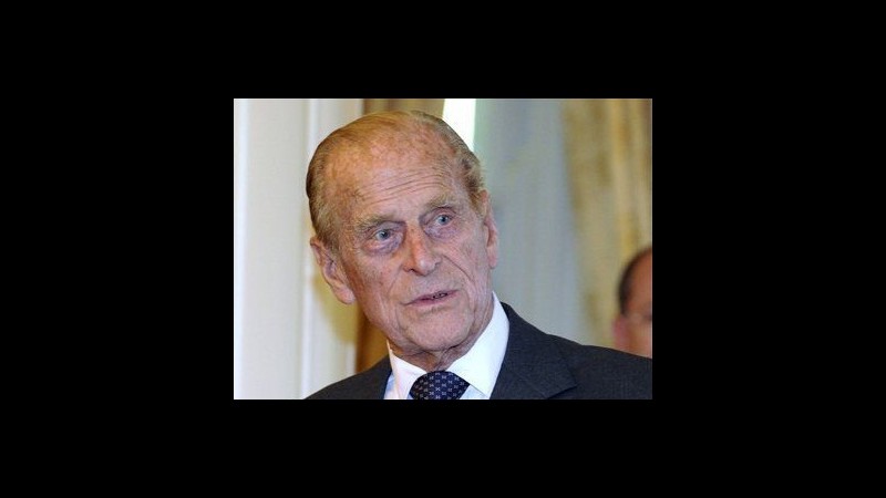 Principe Filippo operato a coronaria