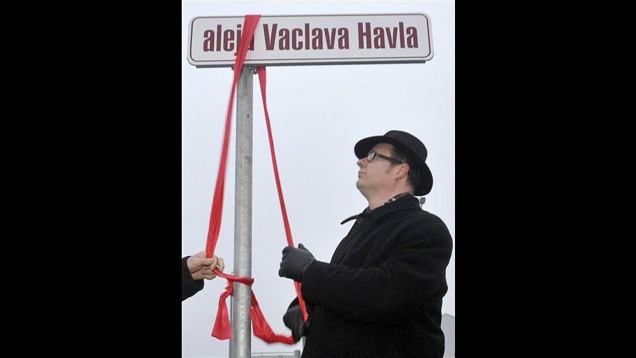 Città polacca dove nacque Solidarnosc intitola strada a Havel