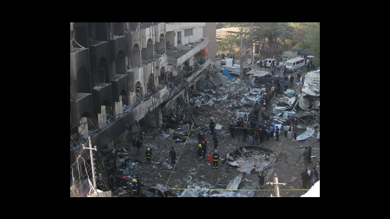 Iraq, Grande ayatollah: Politici responsabili di attacchi a Baghdad