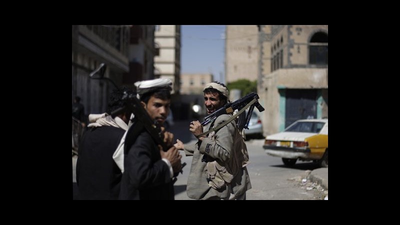 Yemen,5mila marceranno per giorni da Taiz a Sanaa:Saleh sia processato