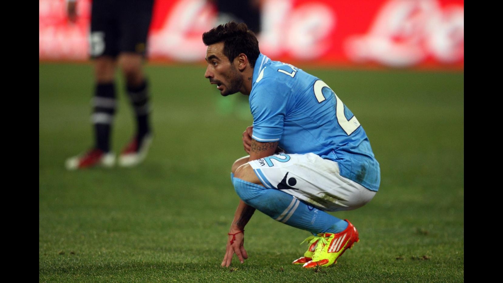 Napoli: Lavezzi fuori un mese per elongazione retto femorale