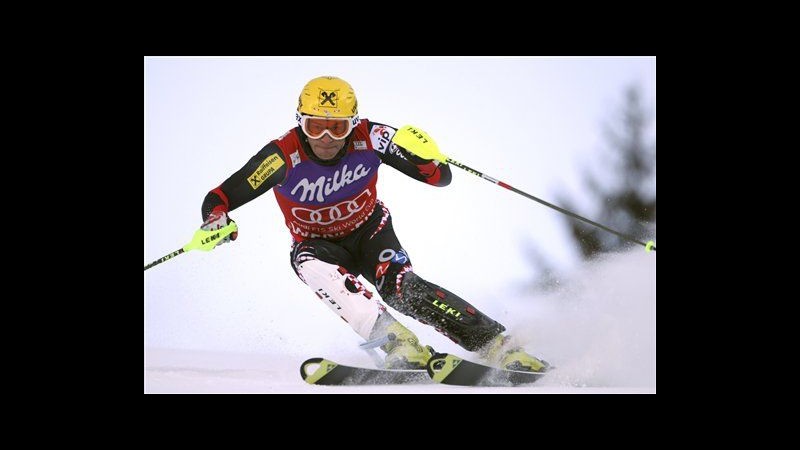 Kostelic trionfa nello slalom di Wengen, Deville è sesto