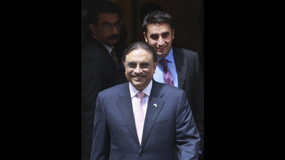 Pakistan, Zardari partito per Dubai per partecipare a un matrimonio