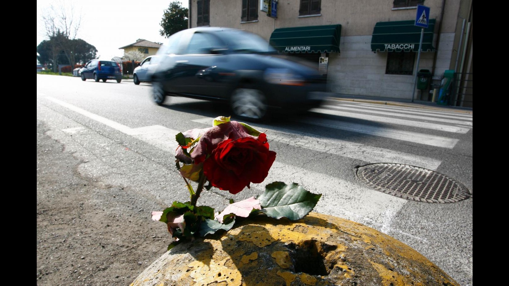 Tragedia nel trevigiano, madre investe e uccide figlio di 10 anni
