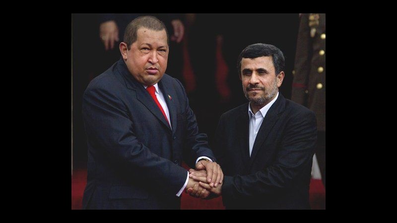 Chavez e Ahmadinejad: Usa ci accusano, ma sono loro la vera minaccia